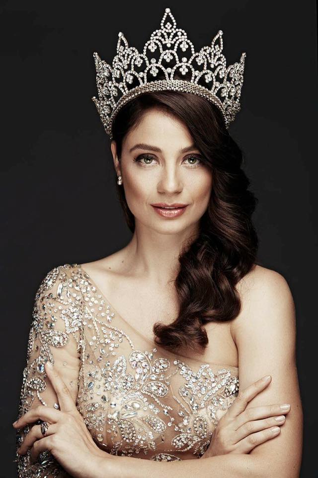 Galina_Mihaylova_Miss_World_2016_official_photoshoot